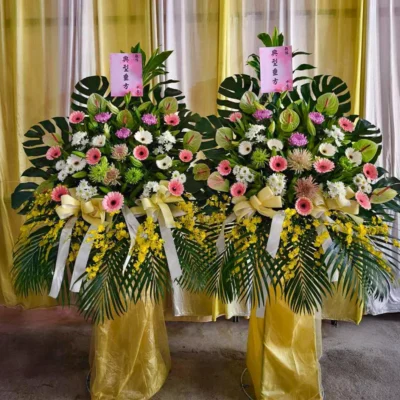 喪禮高架花籃T